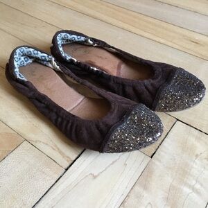 Matt Bernson Brown suede flats size 6